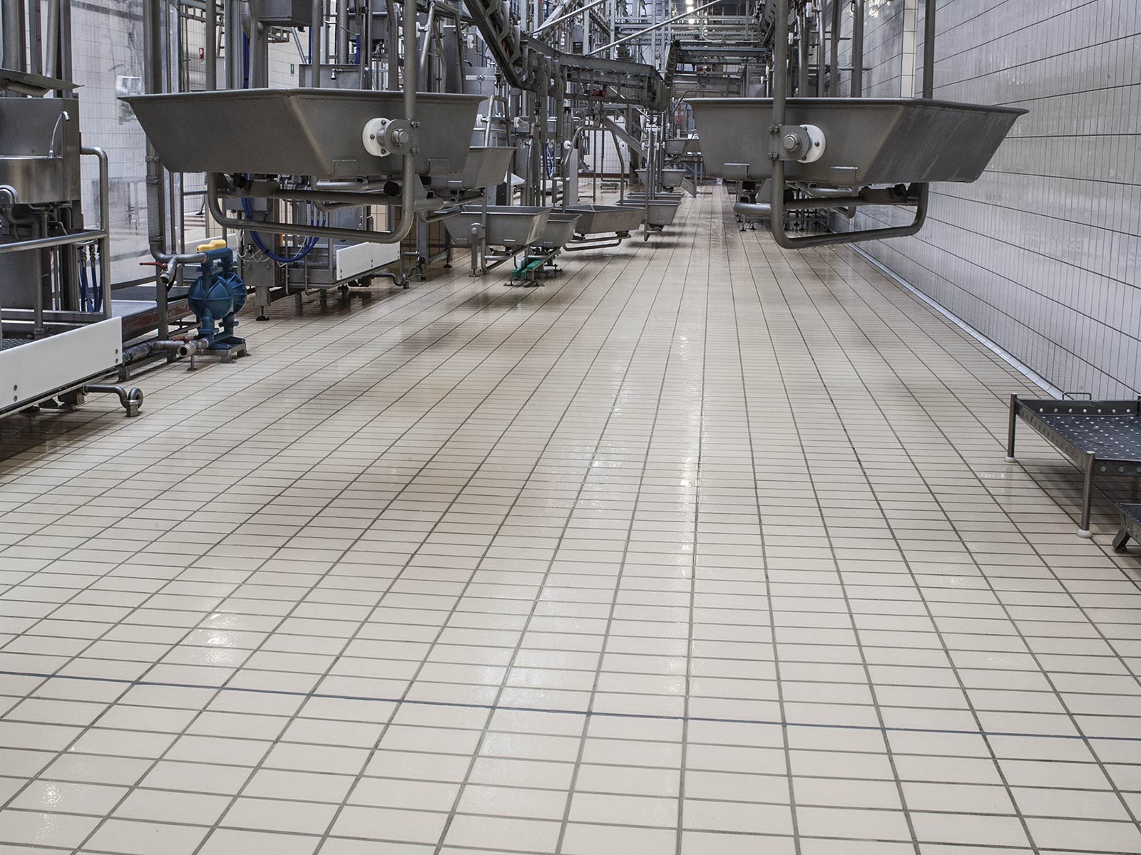 INDUSTRIAL FLOOR TILES - Klinker and Slate